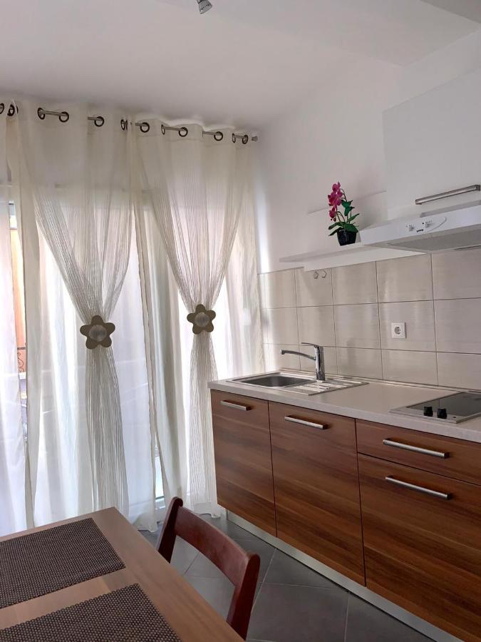 Apartamento Niko Baška Voda Exterior foto