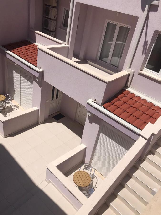 Apartamento Niko Baška Voda Exterior foto